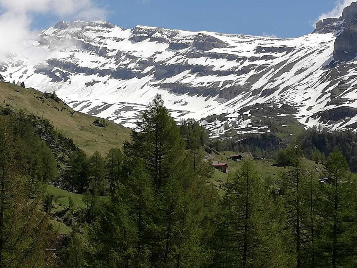 B&B Chalet Rustica Inden, Leukerbad Екстер'єр фото