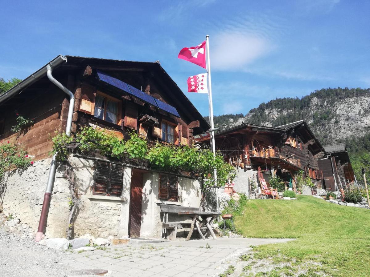 B&B Chalet Rustica Inden, Leukerbad Екстер'єр фото